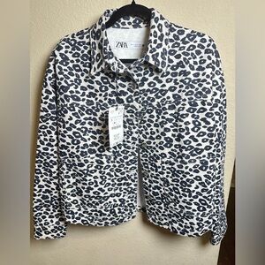Zara Cheetay Animal Print Cargo Pocket Jean Jacket